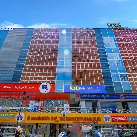 FabHotel Champion Gateway